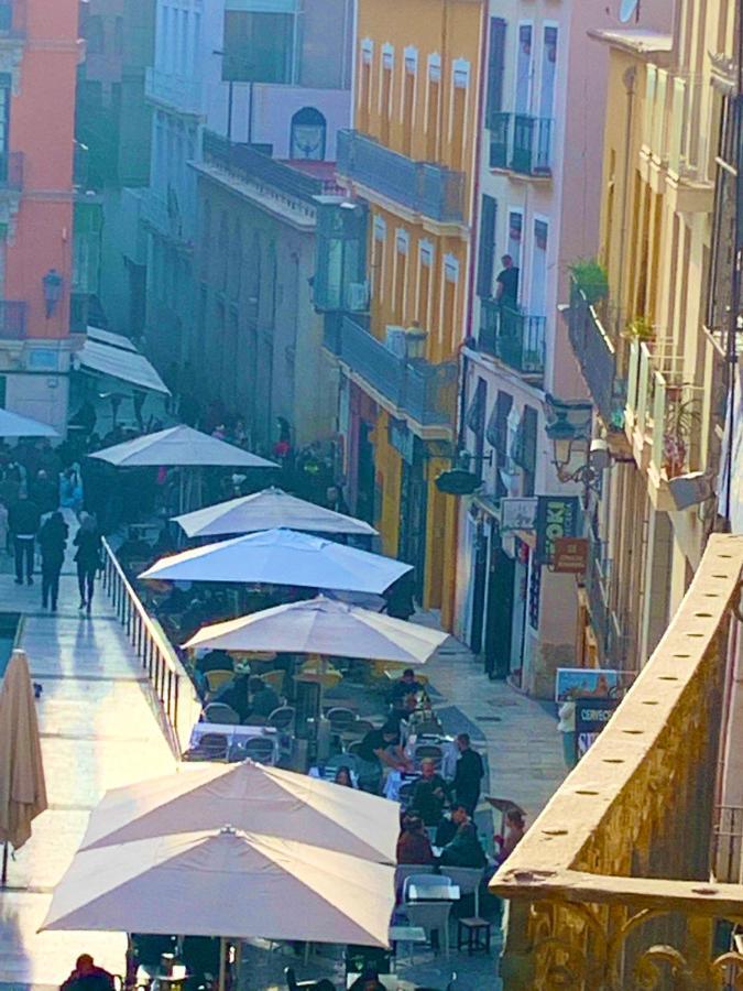 Suite Del Ayuntamiento Alicante Bagian luar foto
