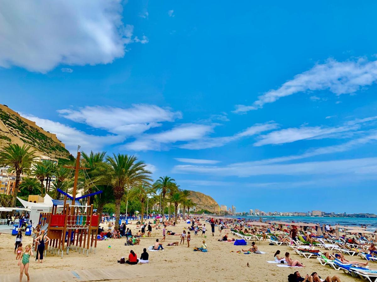 Suite Del Ayuntamiento Alicante Bagian luar foto